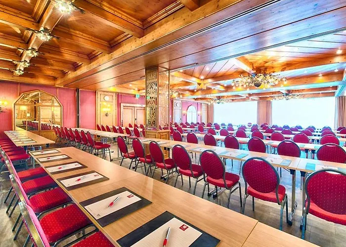 ليوناردو هايديلبيرغ والدورف فالدورف